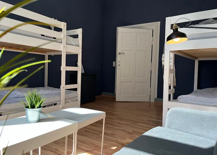 Blue Doors Altstadt Hostel