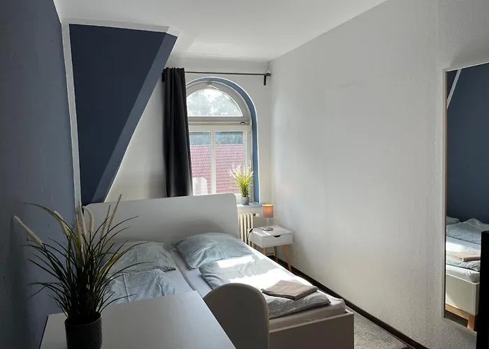 Blue Doors Altstadt Hostel